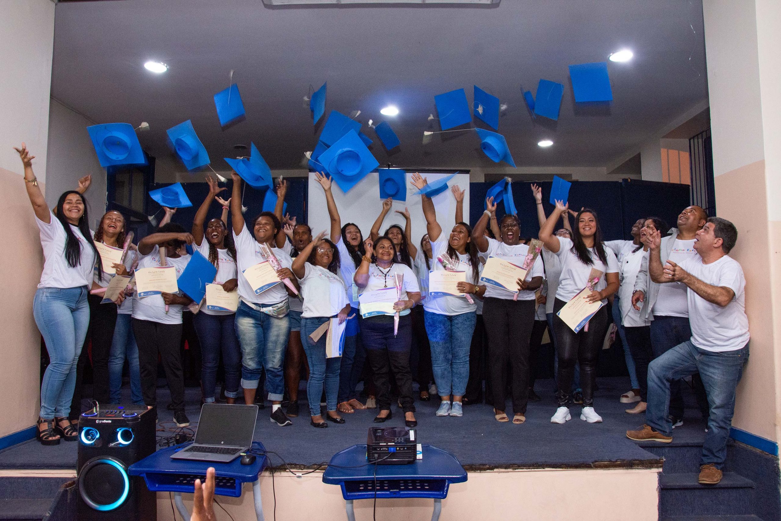 Momento da Formatura do Projeto Cozinha Escola